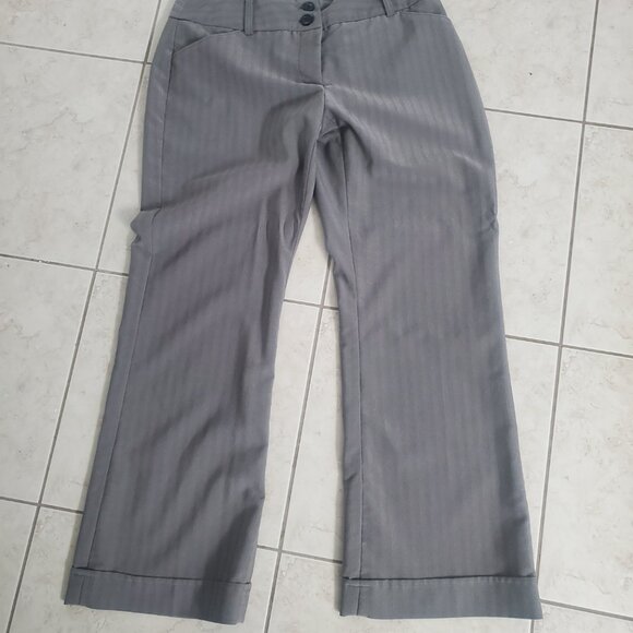 Reitmans Dressy Grey Pants Size 8 - Picture 1 of 4